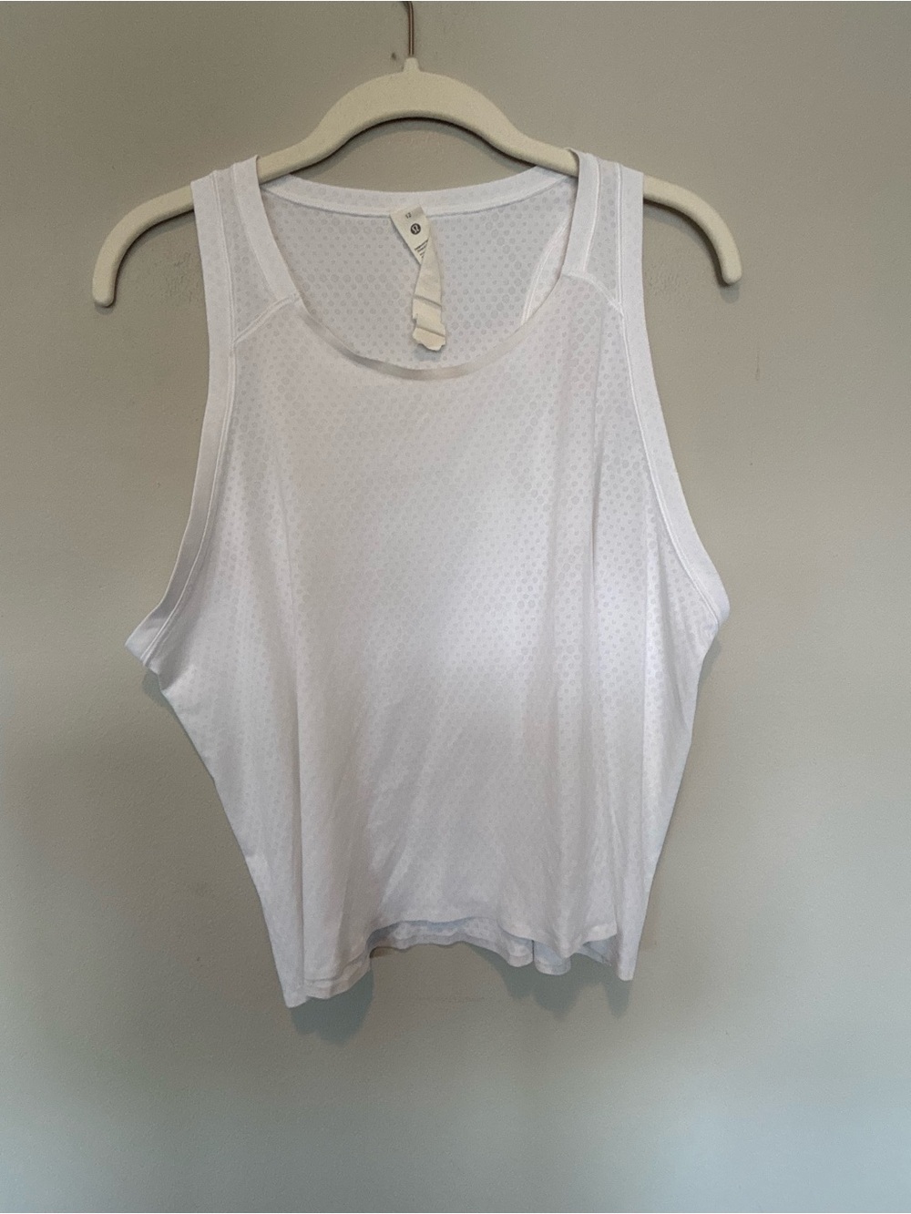 lululemon athletica White Women's Mesh Tank Crop Top